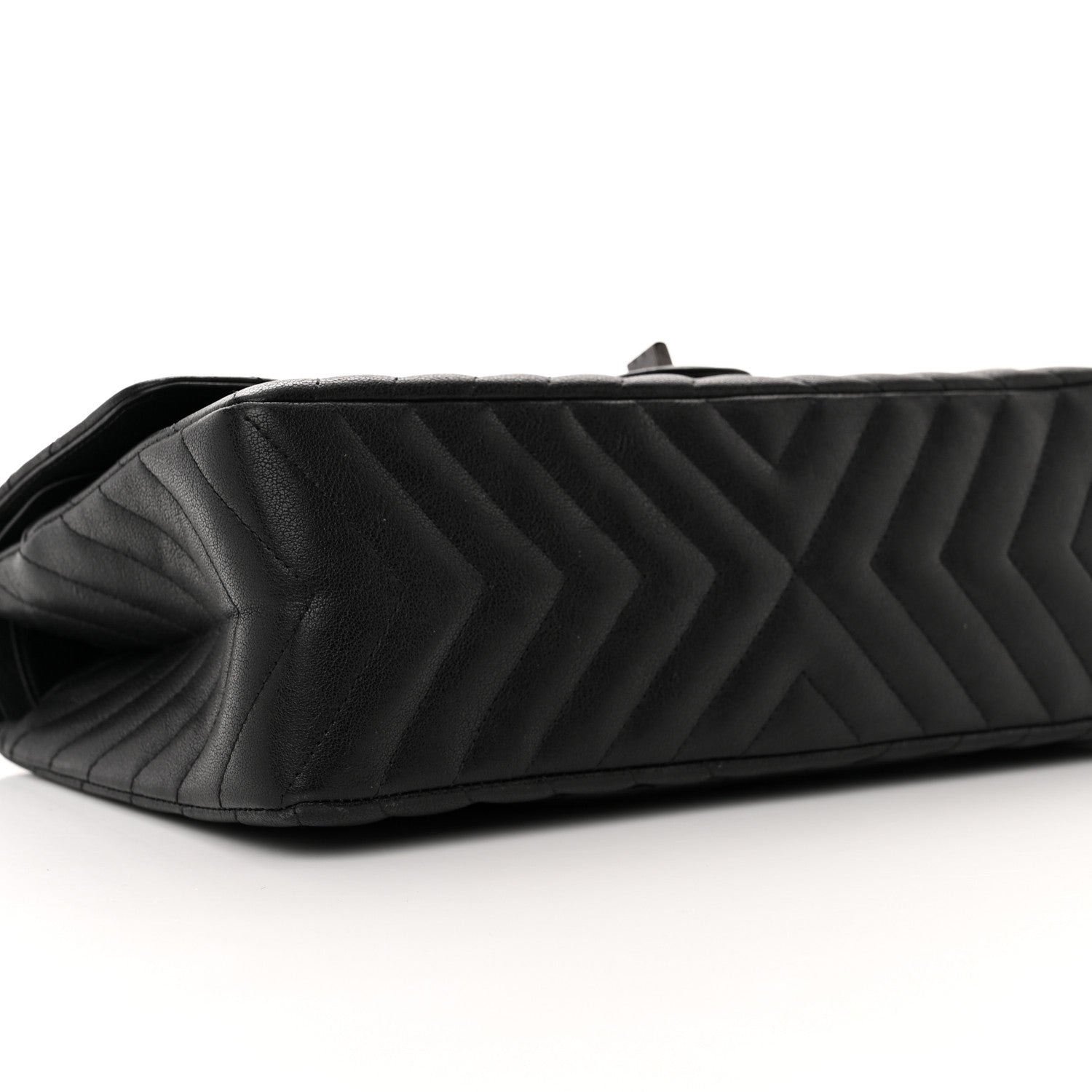 Chanel Sheepskin Chevron Quilted 2.55 Reissue 226 Flap So Black 9 of 13