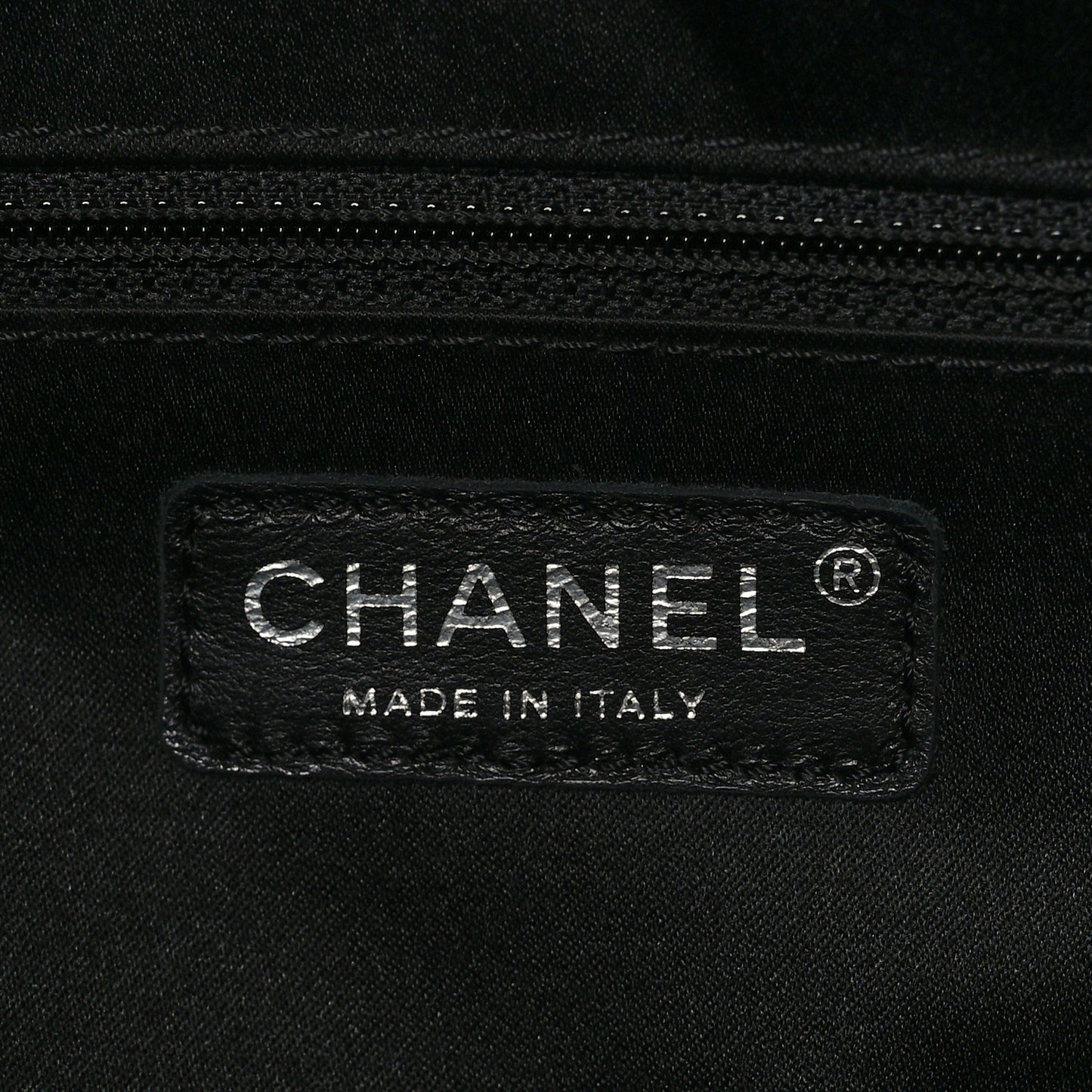 Caviar Quilted XL Grand Shopping Tote GST Black