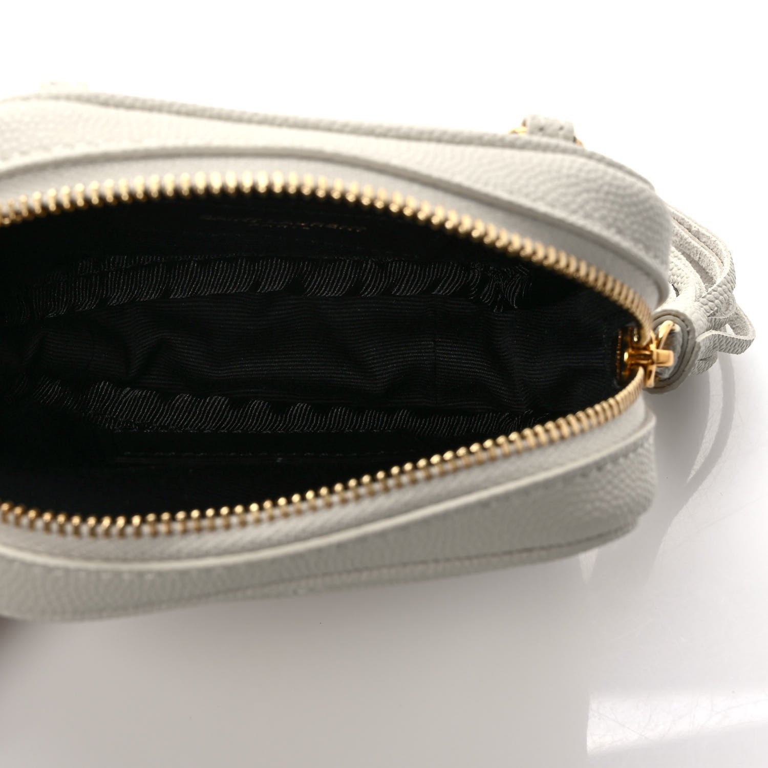 Saint Laurent Grain De Poudre Matelasse Monogram Baby Lou Camera Bag Crema Soft 4 of 9