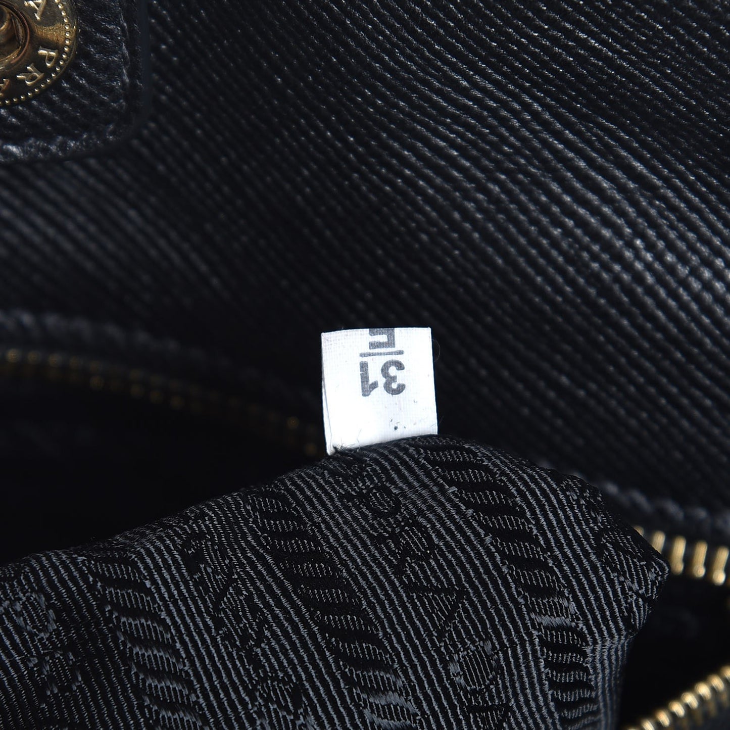Saffiano Cuir Open Promenade Tote Black