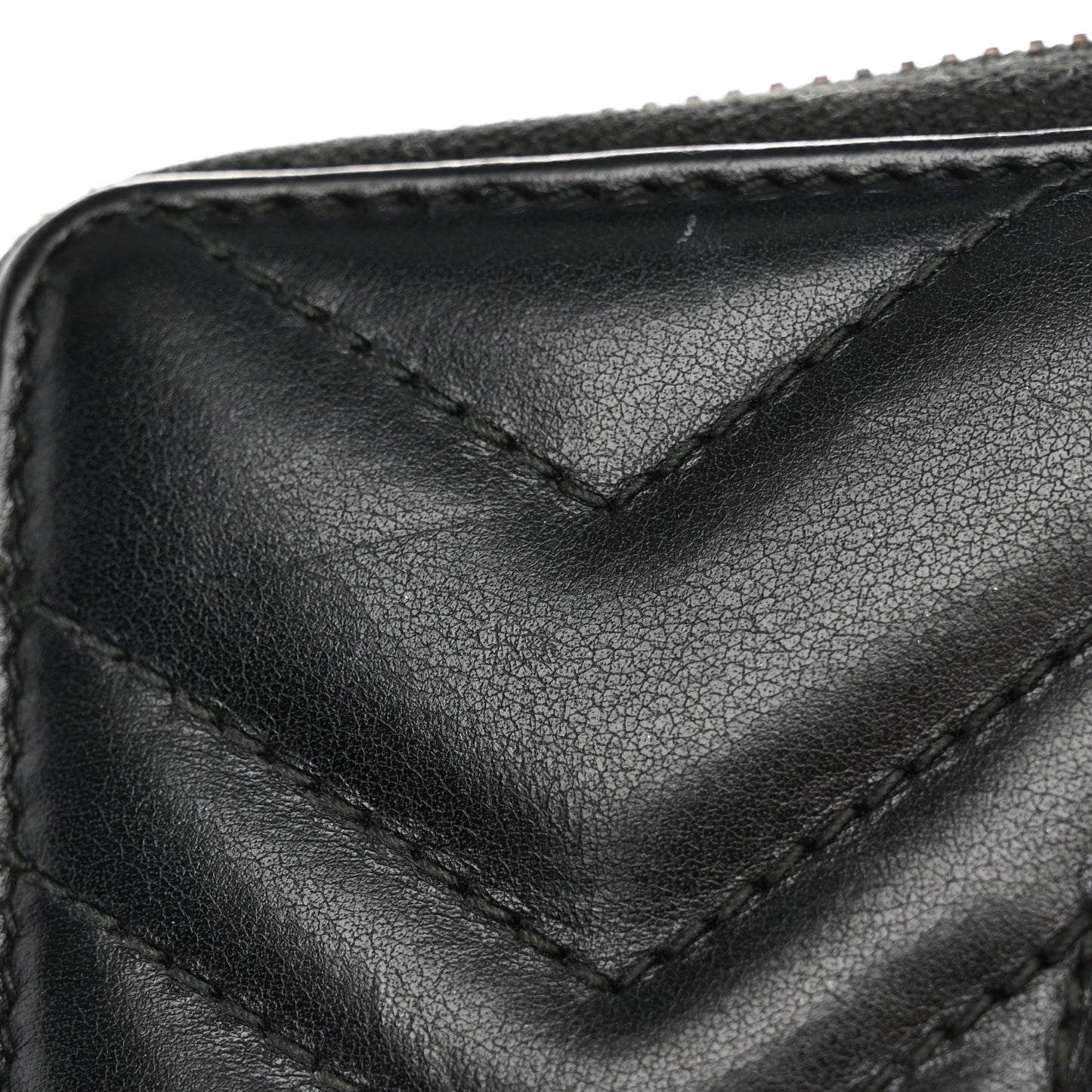 Calfskin Matelasse GG Marmont Zip Around Wallet Black