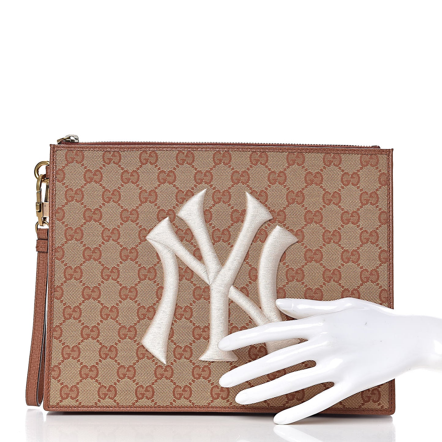 X MLB GG Monogram NY Yankees Zip Wristlet Pouch Beige Ruggine Ivory