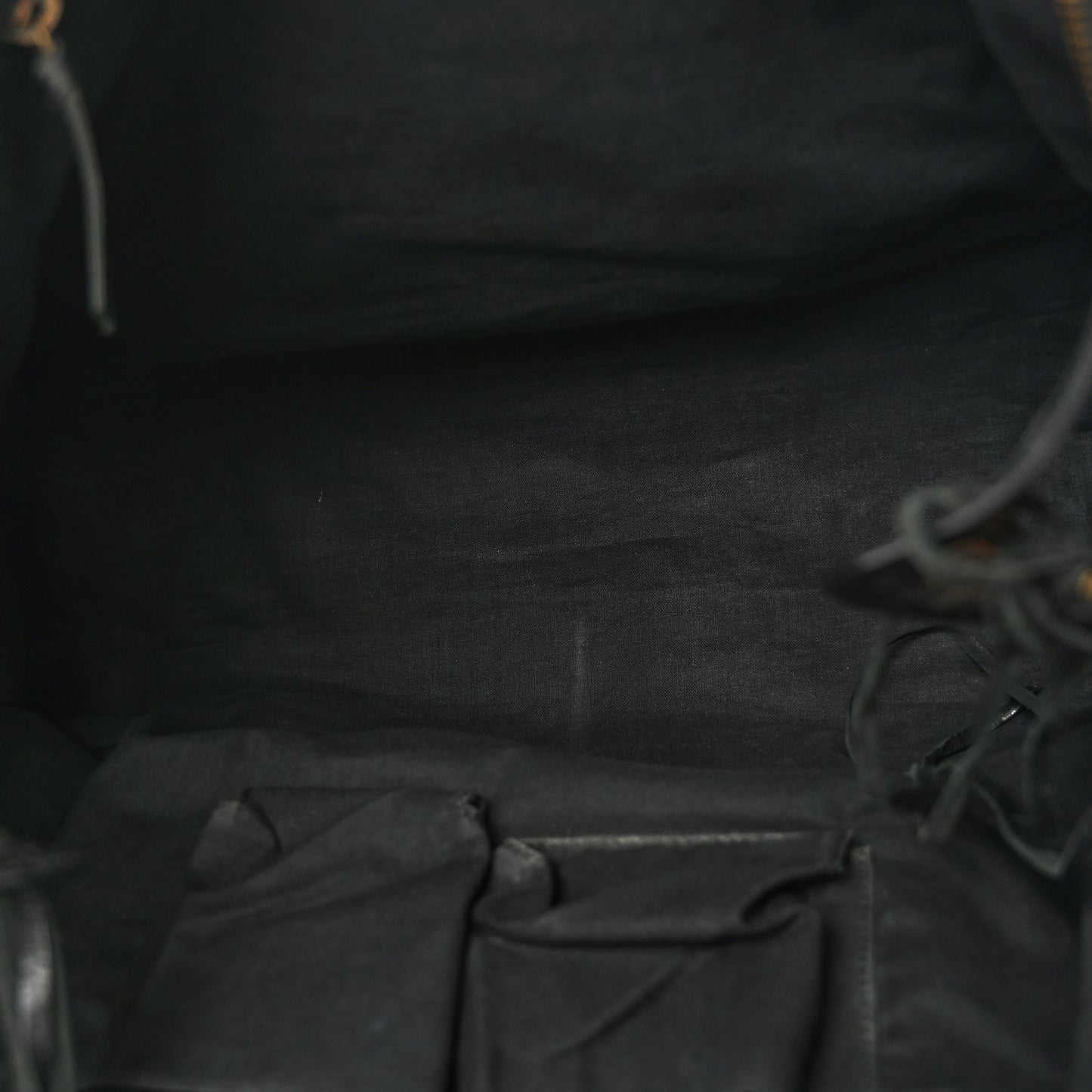 Agneau Classic Hardware Monday Black