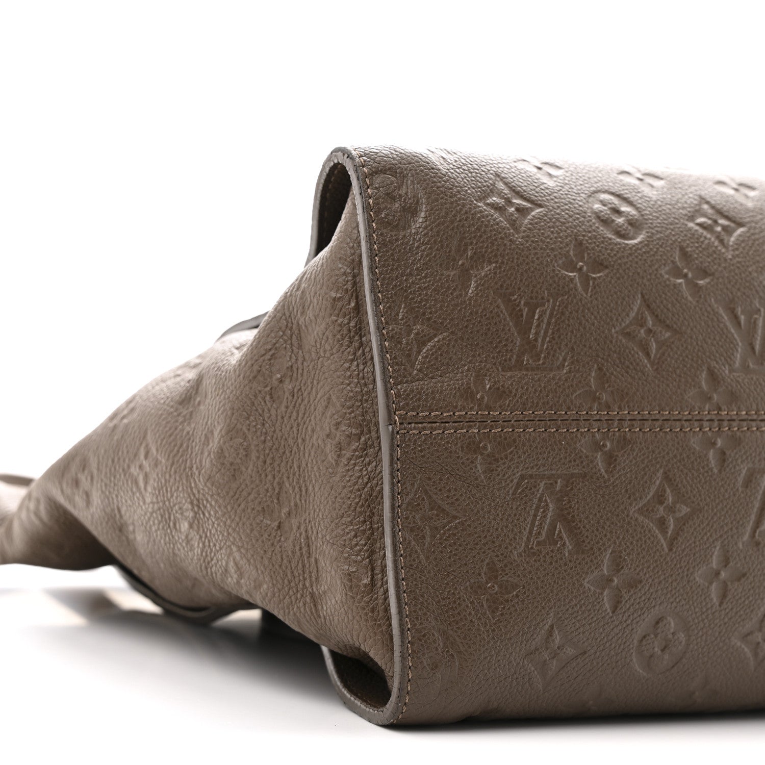 Louis Vuitton Empreinte Lumineuse PM Ombre 8 of 13