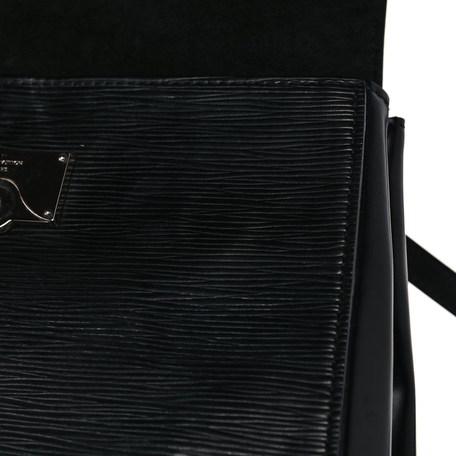 Louis Vuitton Epi Cluny BB Black 18 of 25