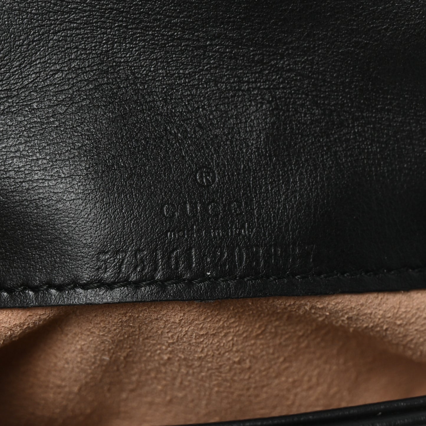 Calfskin Matelasse GG Marmont 2.0 Coin Purse On A Chain Black