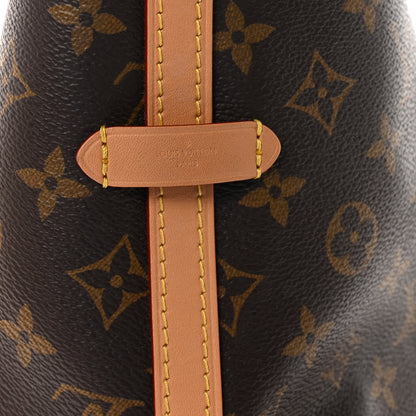 Louis Vuitton Monogram Carryall MM 8 of 10