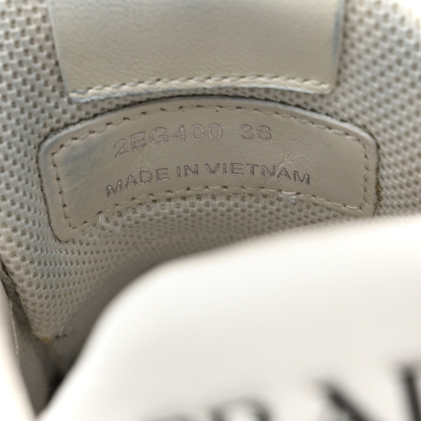 Vitello Soft Logo Low Sneakers 36 White