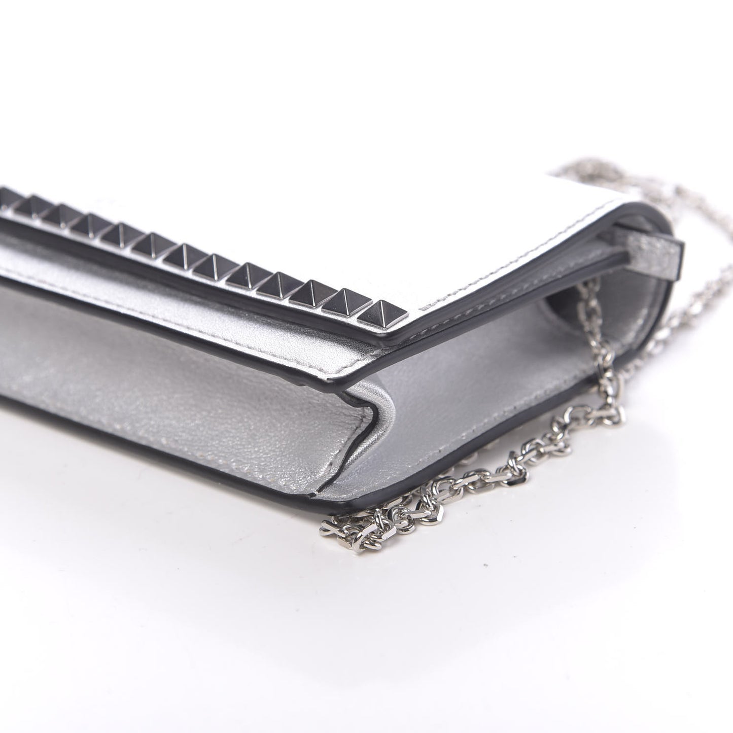 Metallic Calfskin Rockstud No Limit Wallet On Chain Silver