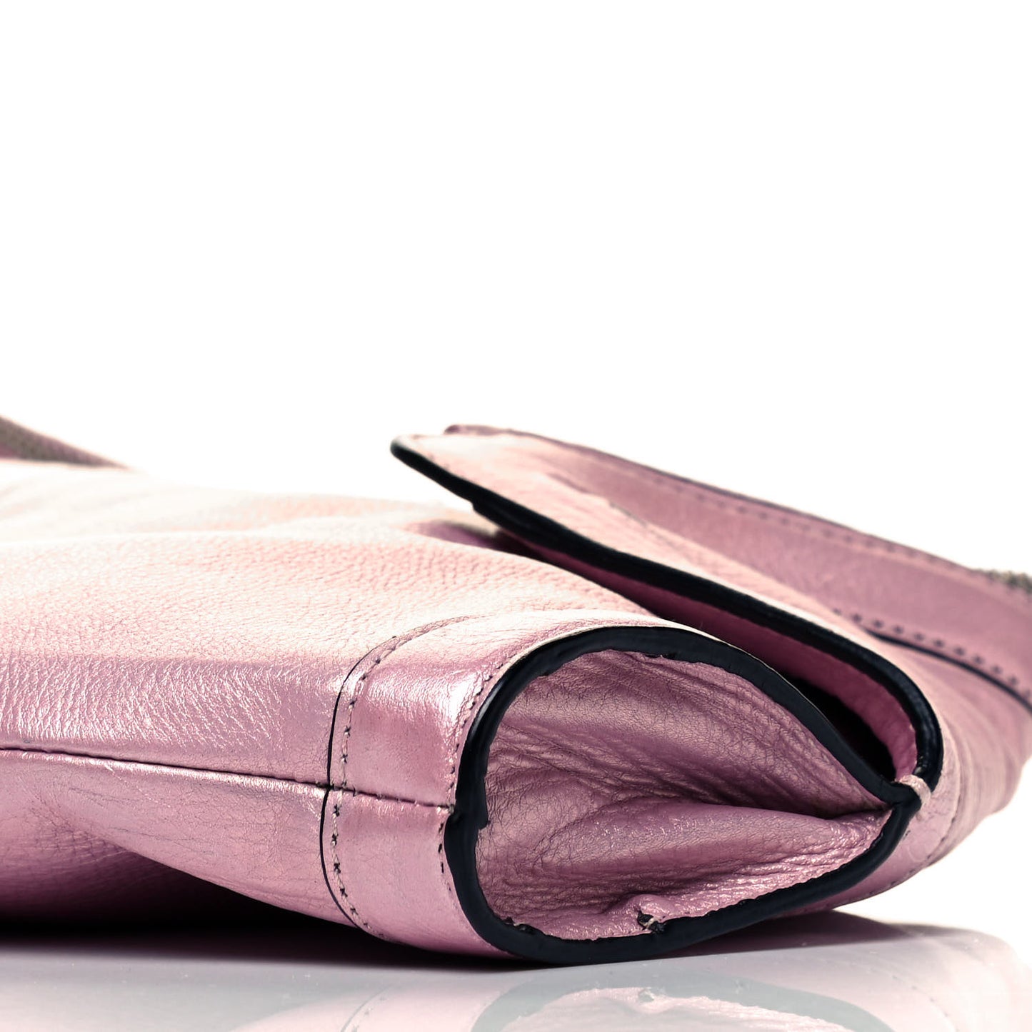 Metallic Lambskin De Manta Clutch Lavender