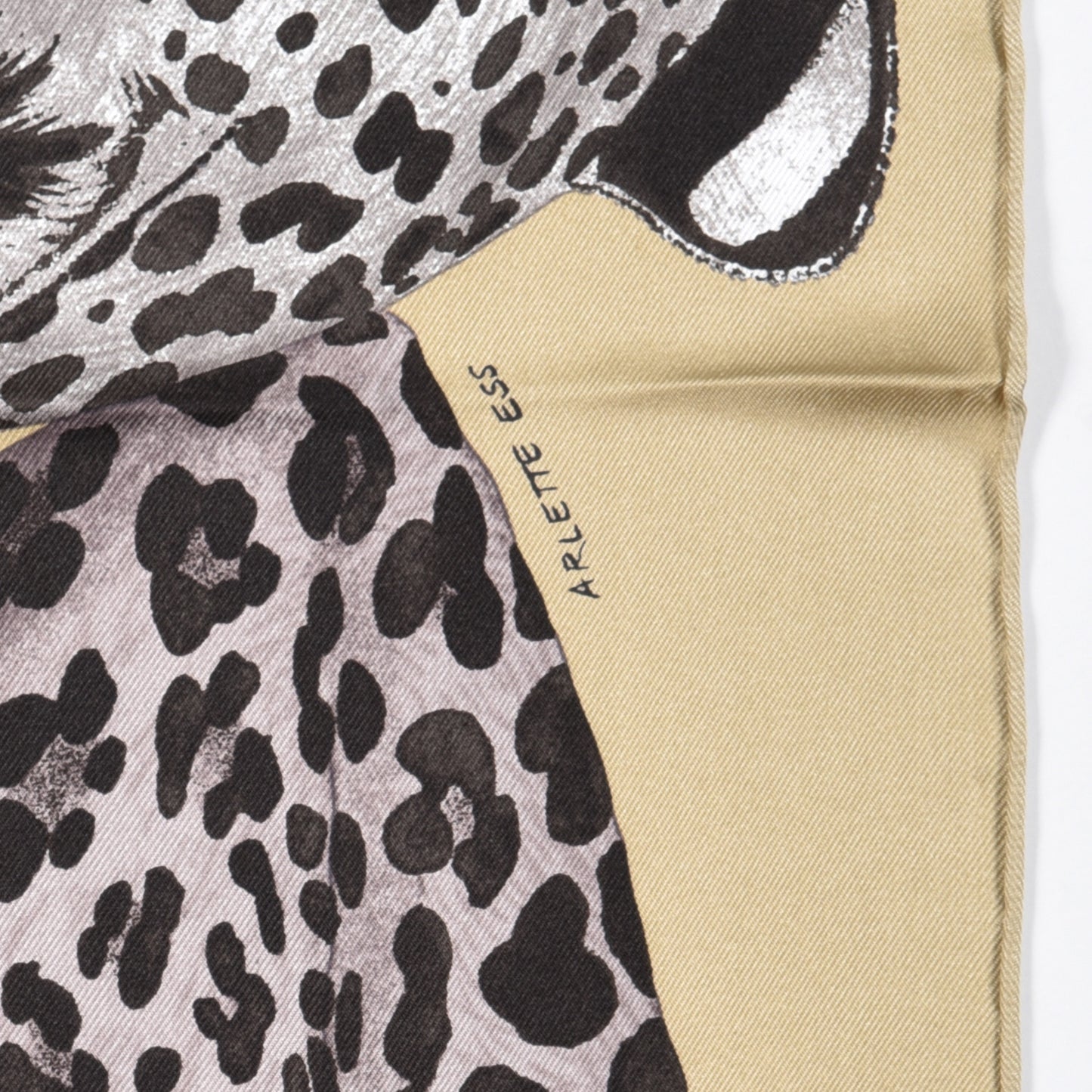 Silk Twill Lazy Leopardesses Scarf 90 Camel Anthracite