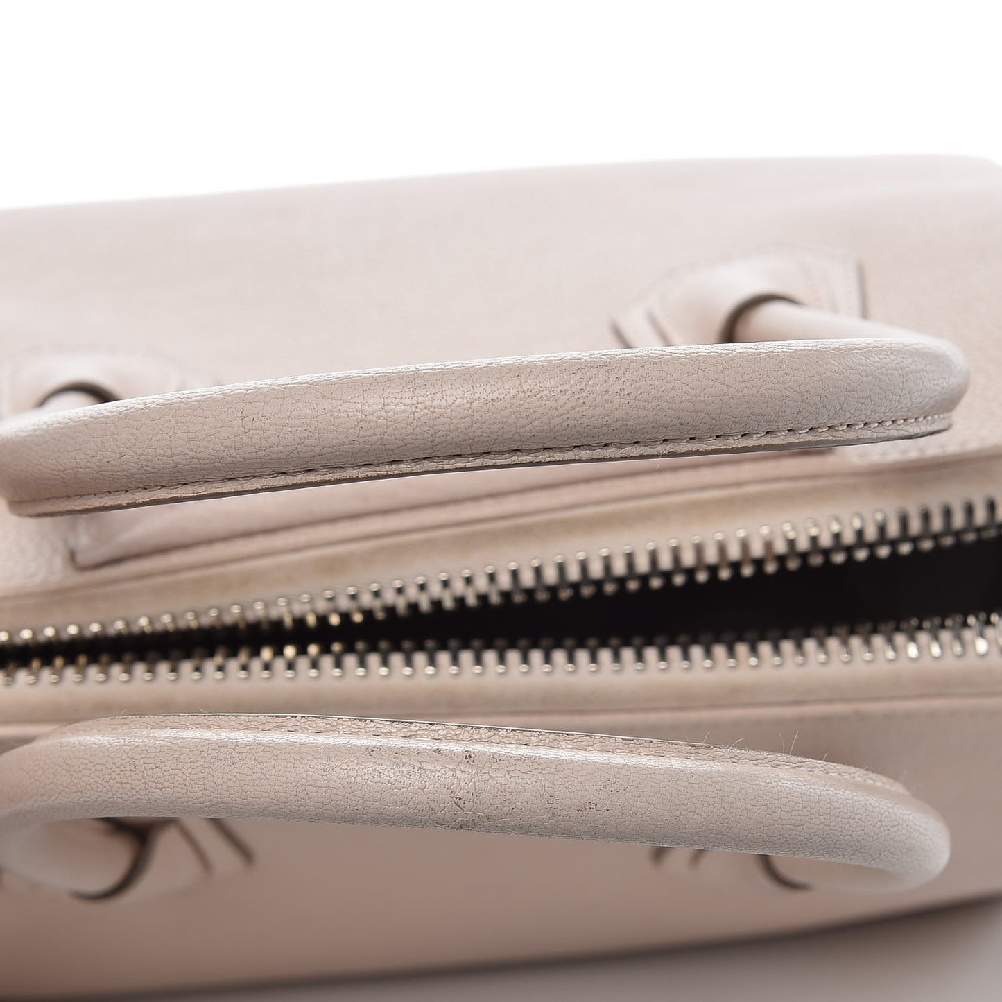 Sugar Goatskin Small Antigona Nude Pink