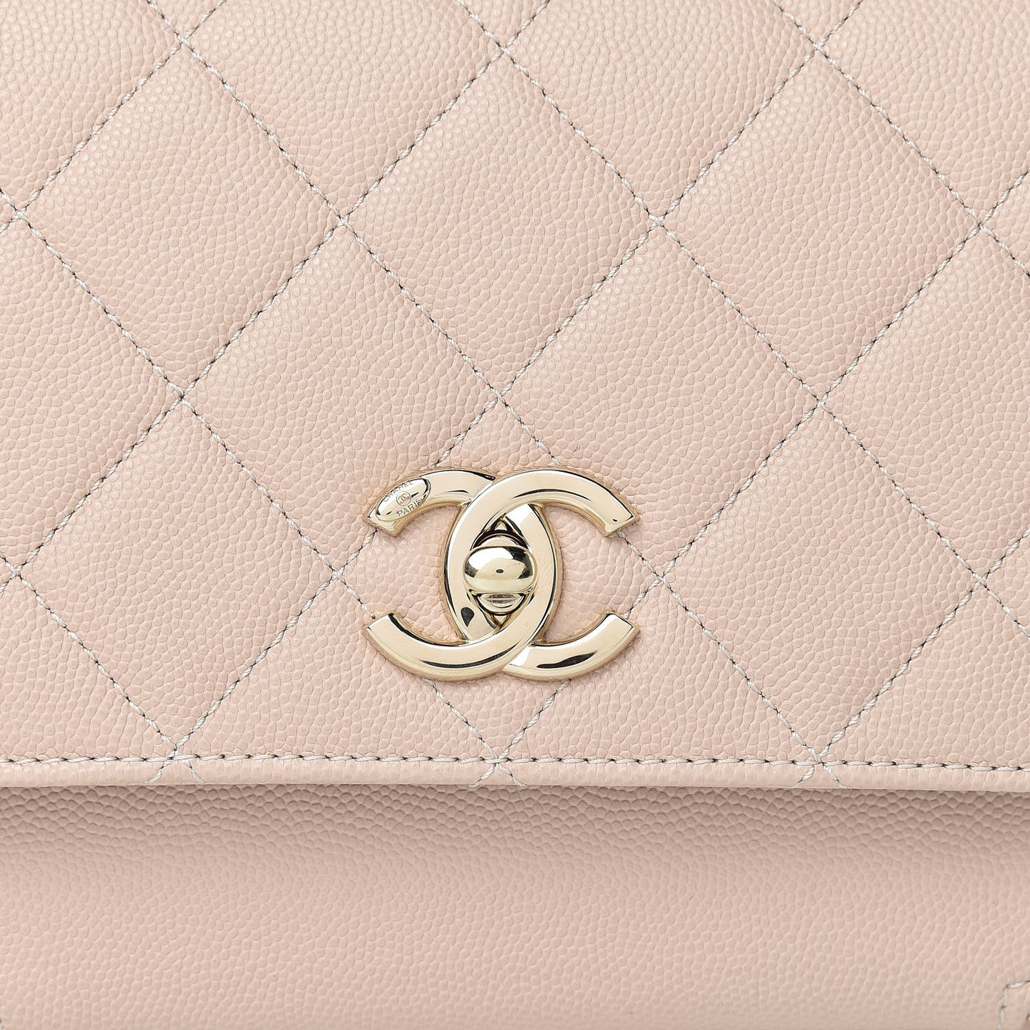 Caviar Quilted Medium Business Affinity Flap Light Beige