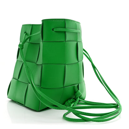 Bottega Veneta Nappa Maxi Intrecciato Small Cassette Bucket Bag Parakeet 3 of 9