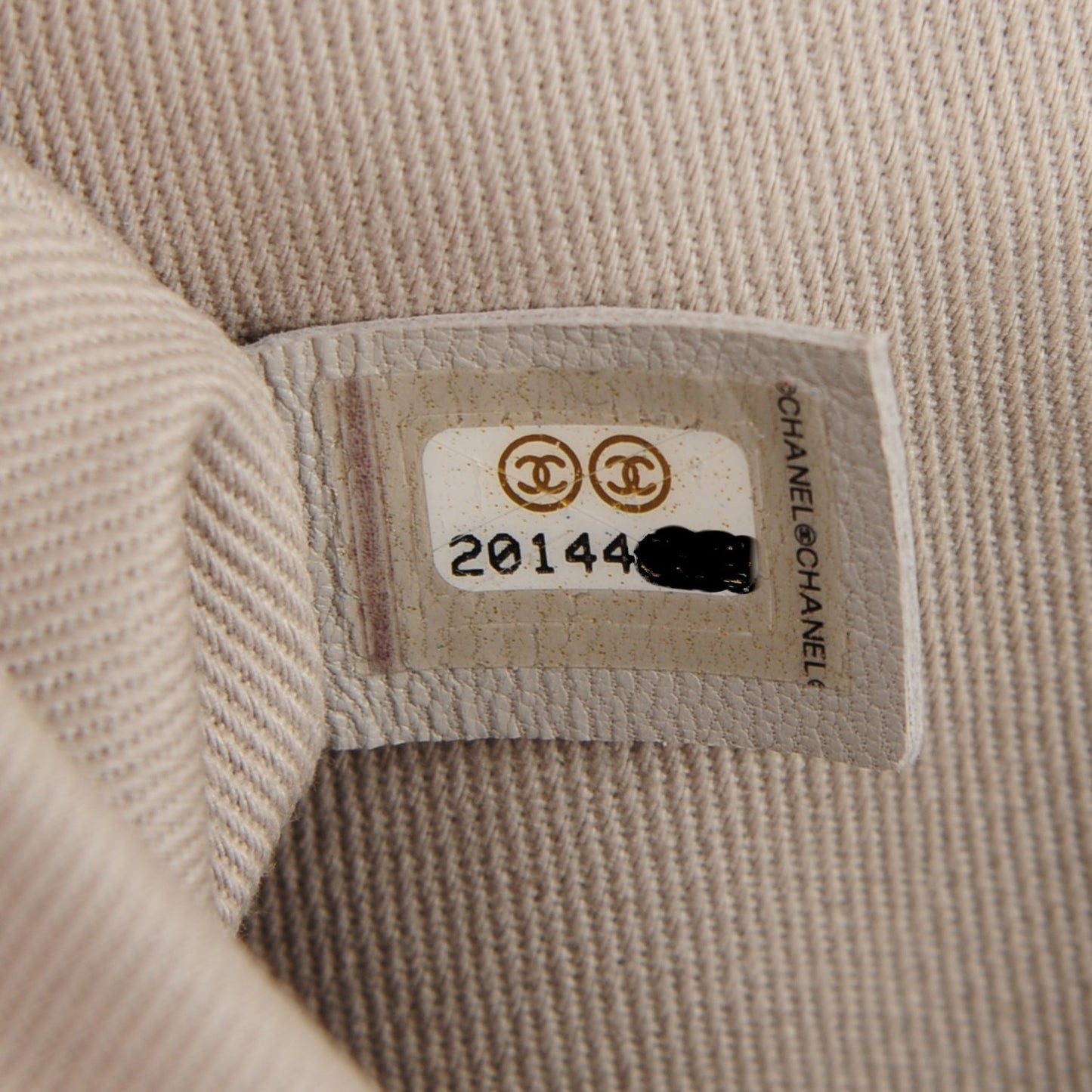 Caviar Quilted Jumbo Easy Flap Beige