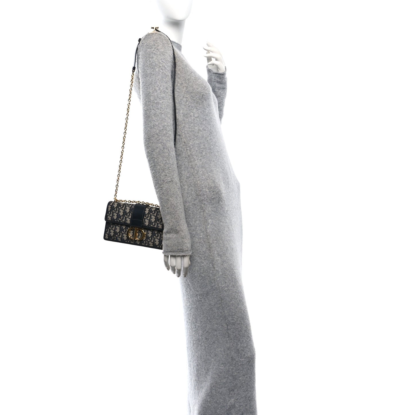 Oblique 30 Montaigne East West Chain Flap Bag Blue