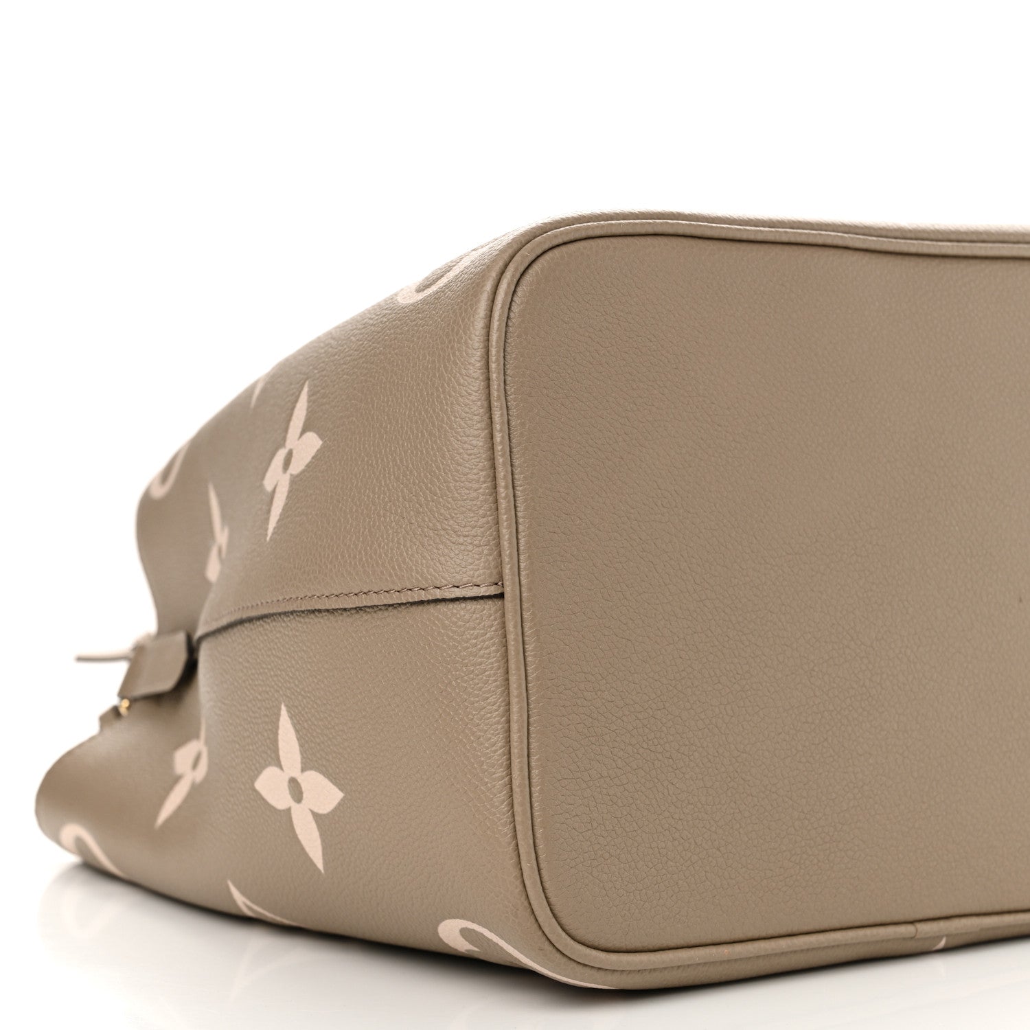 Louis Vuitton Empreinte Monogram Giant Neonoe MM Tourterelle Creme 9 of 11