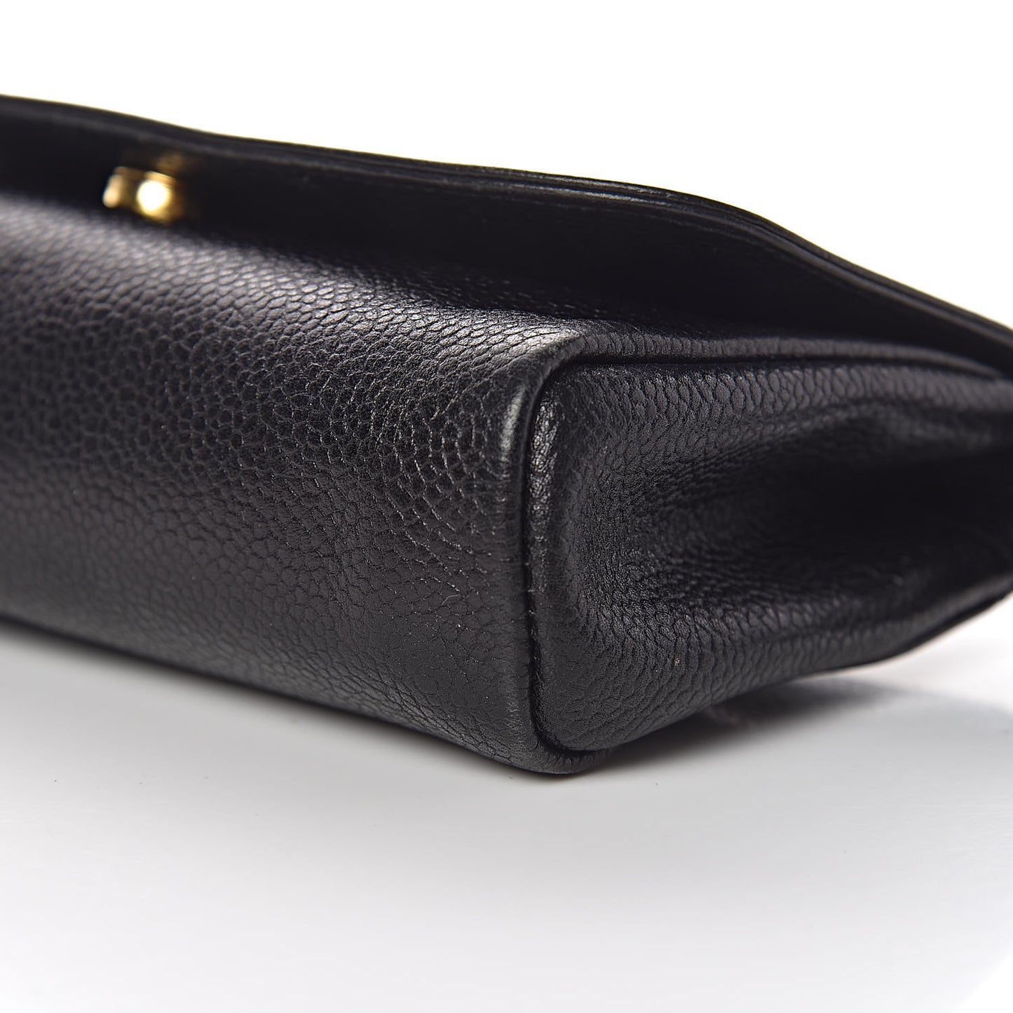 Caviar Timeless CC Flap Pouch Black
