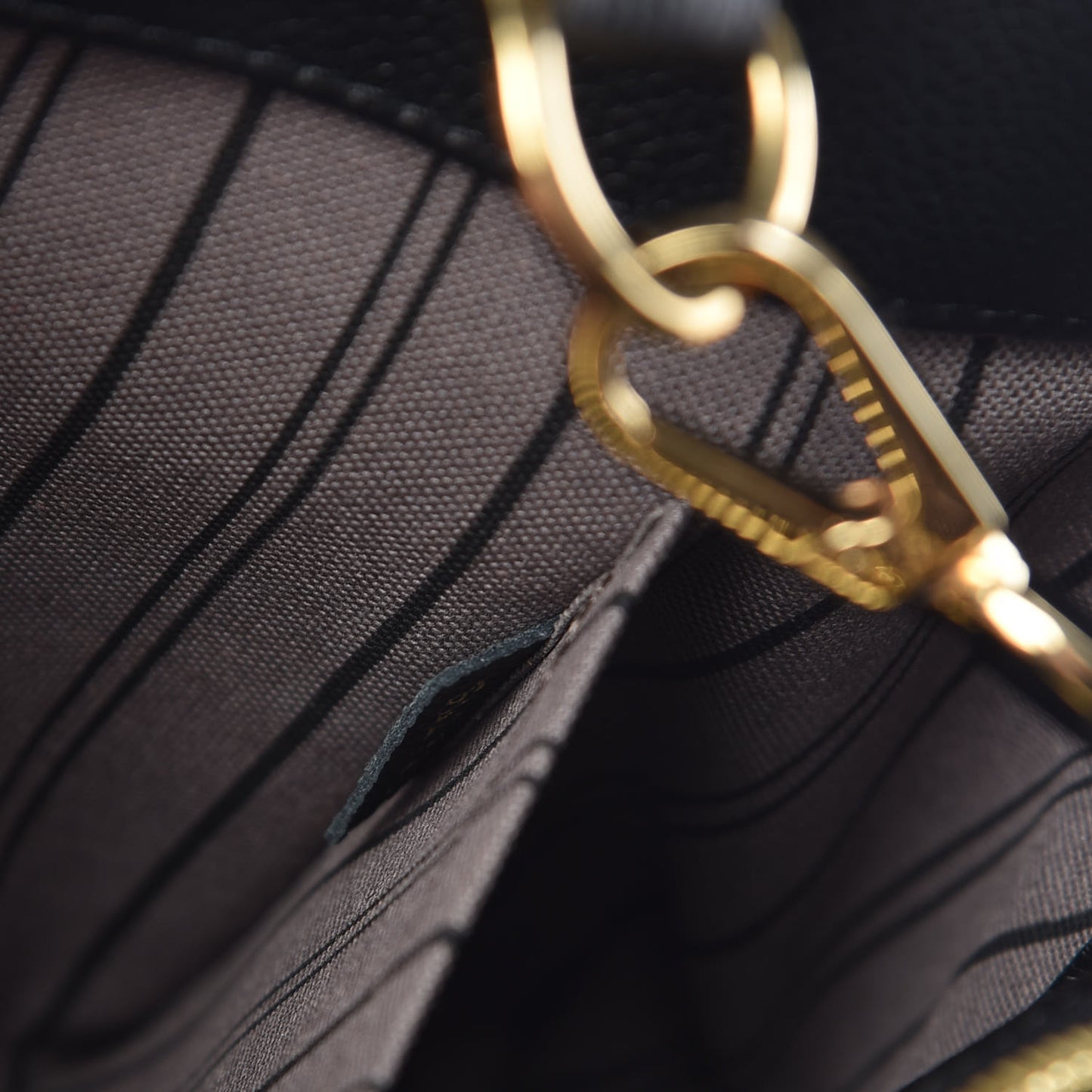 Empreinte Montaigne MM Black