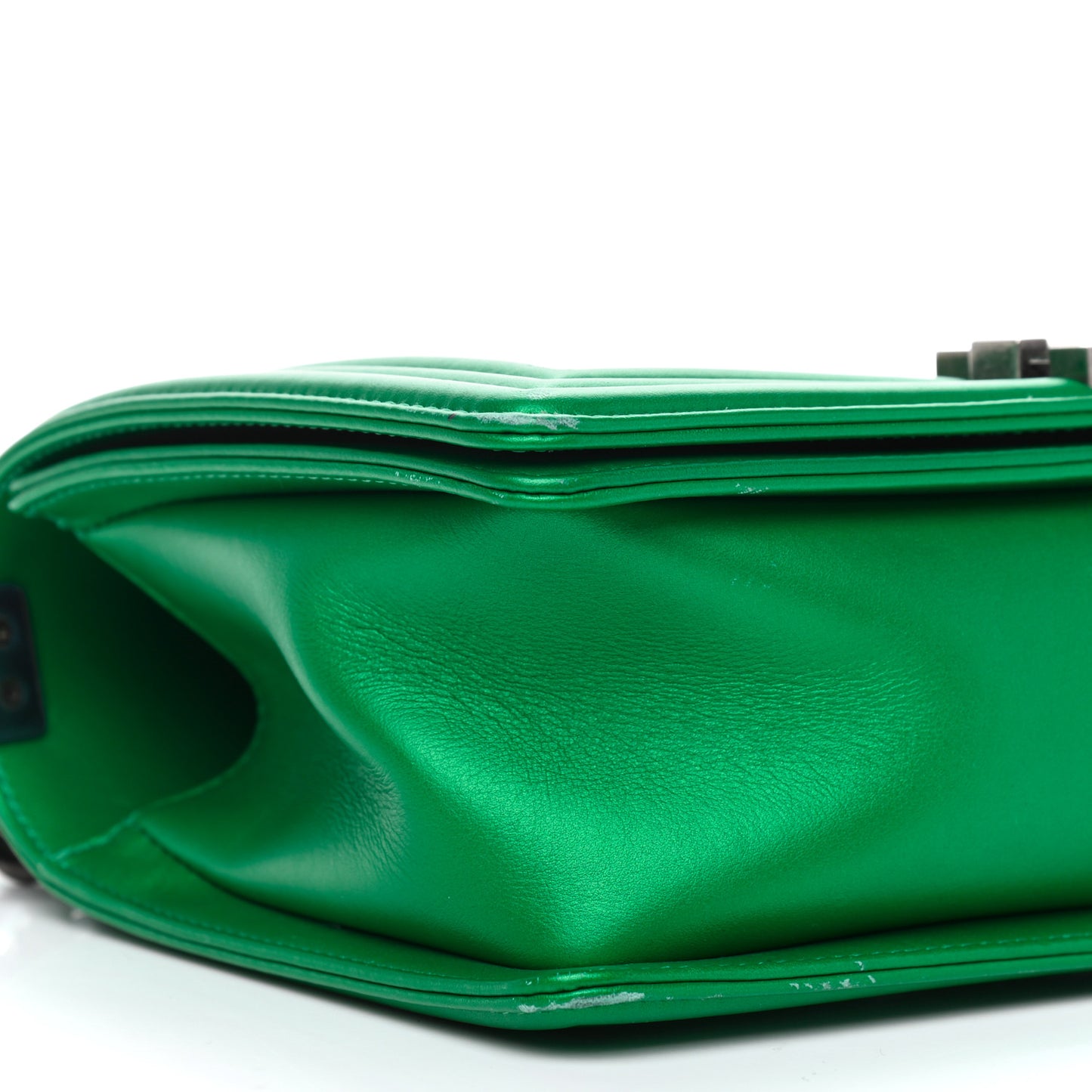 Metallic Calfskin Quilted Medium Boy Flap Green