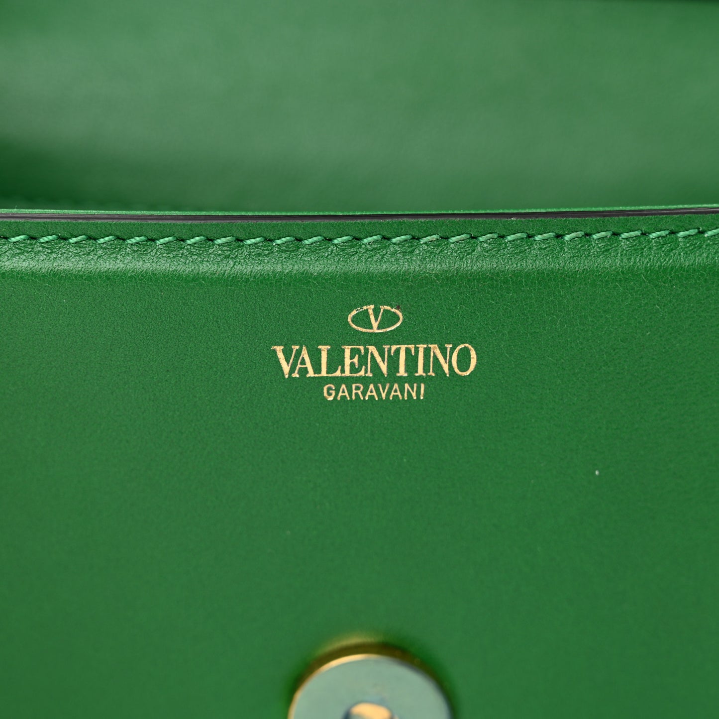 Calfskin Vlogo Small Loco Shoulder Bag Gea Green