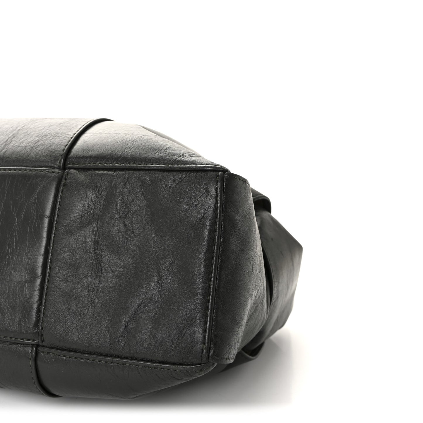 Paper Calfskin Maxi Intreccio Medium Arco Camera Bag Camping