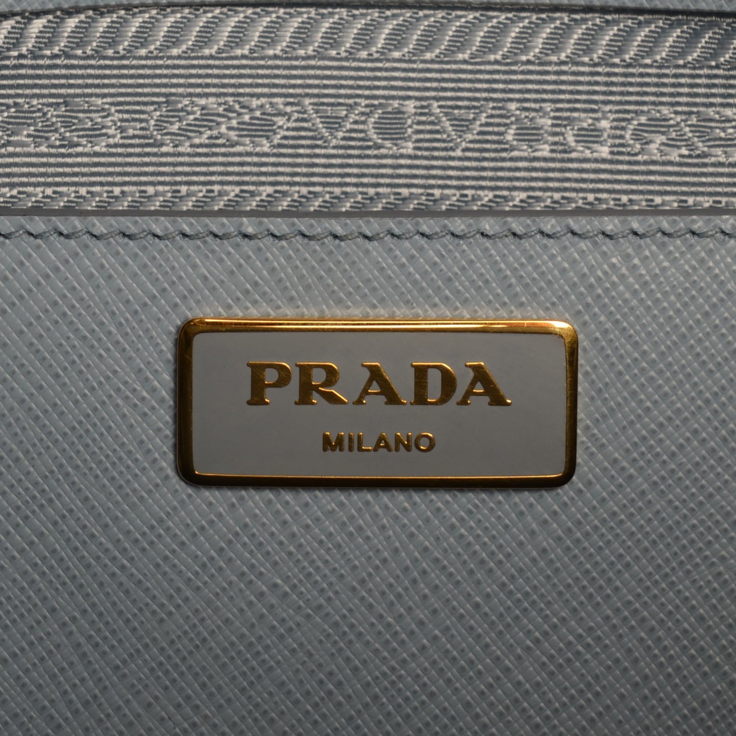 Saffiano Medium Galleria Double Zip Tote Astrale