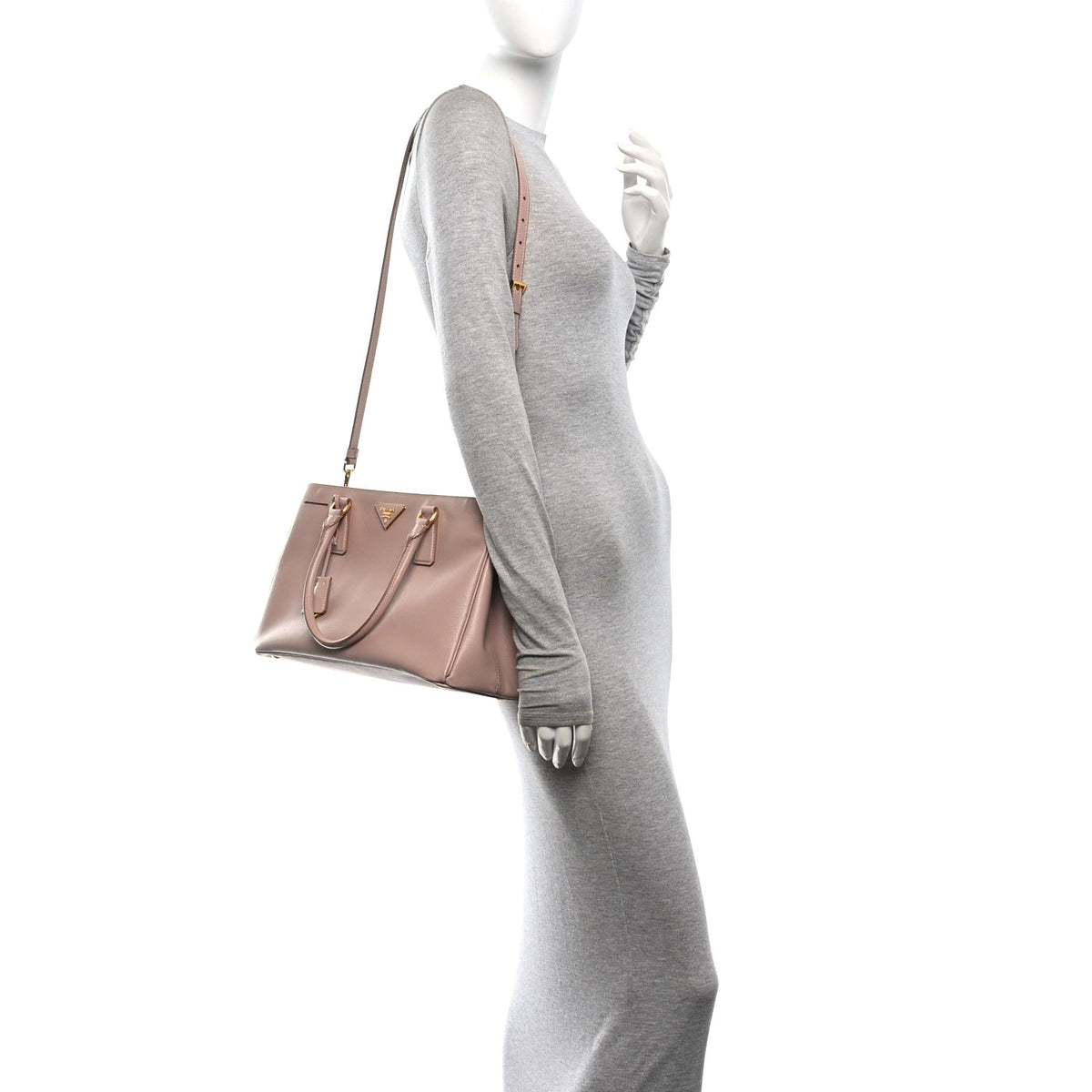 Saffiano Lux Medium Tote Cammeo