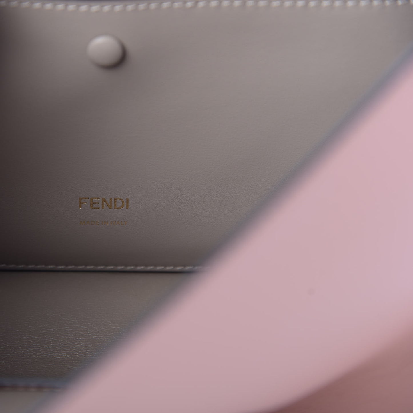 Vitello Grace Matte F is Fendi Kan U Shoulder Bag Rosa Bourbon