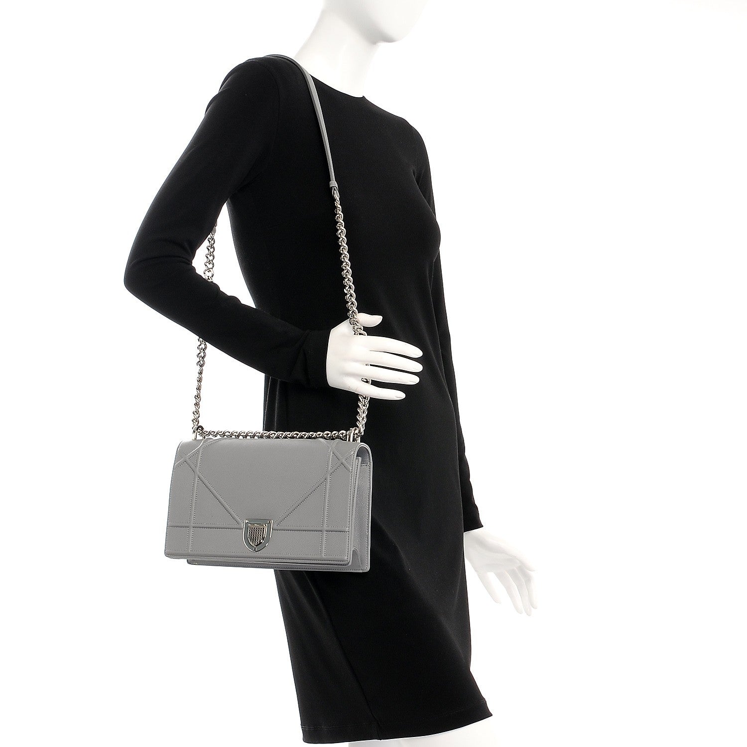 Christian Dior Grained Calfskin Medium Diorama Flap Bag Gris 2 of 11