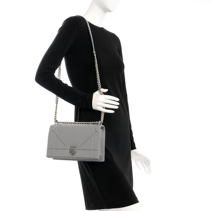 Christian Dior Grained Calfskin Medium Diorama Flap Bag Gris 2 of 11