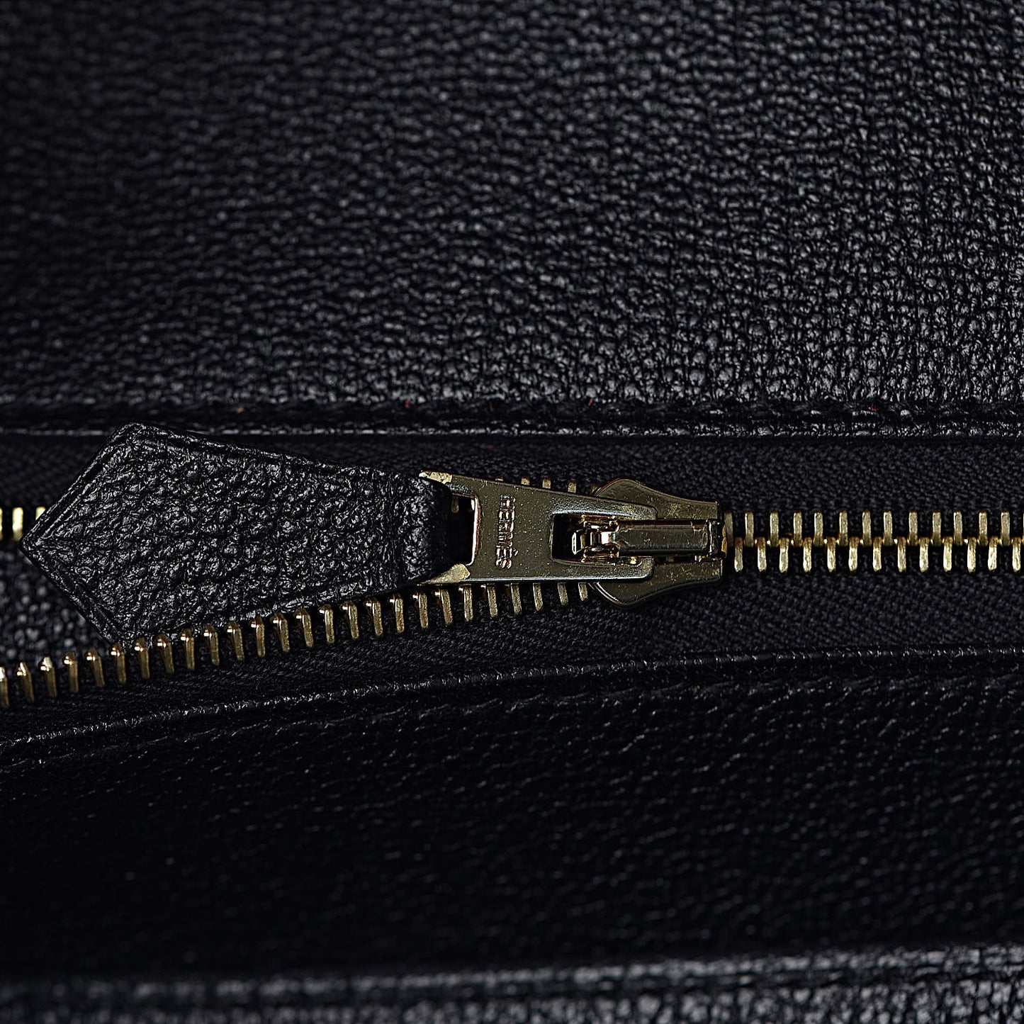 Taurillon Clemence Horseshoe Birkin 35 Rouge Casaque Black