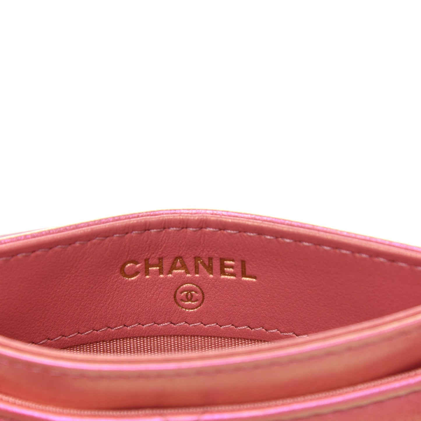Iridescent Calfskin Quilted Chanel 19 Card Holder Pink
