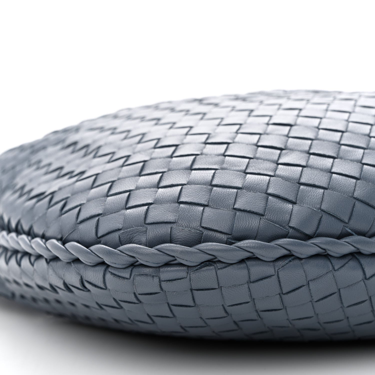 Bottega Veneta Nappa Intrecciato Medium Veneta Hobo Krim 10 of 12