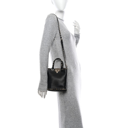 Valentino Garavani Pebbled Calfskin Rockstud Bucket Bag Black 2 of 10