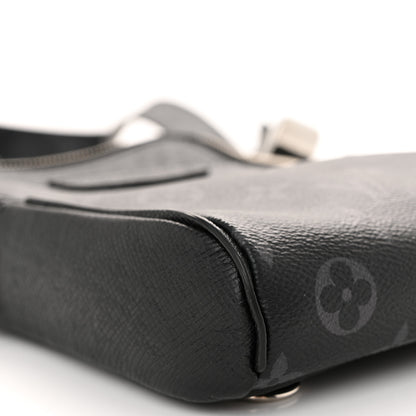 Louis Vuitton Taigarama Outdoor Slingbag Black 8 of 9