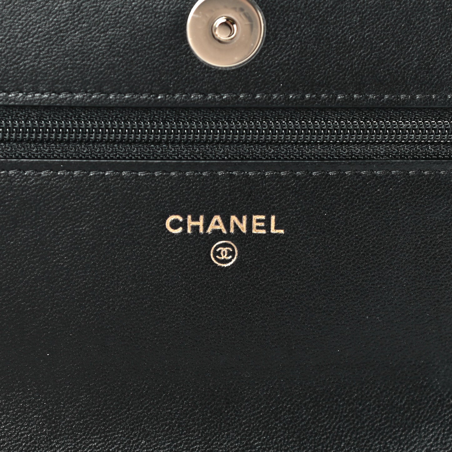 Lambskin Quilted Pearl Wallet On Chain WOC Black