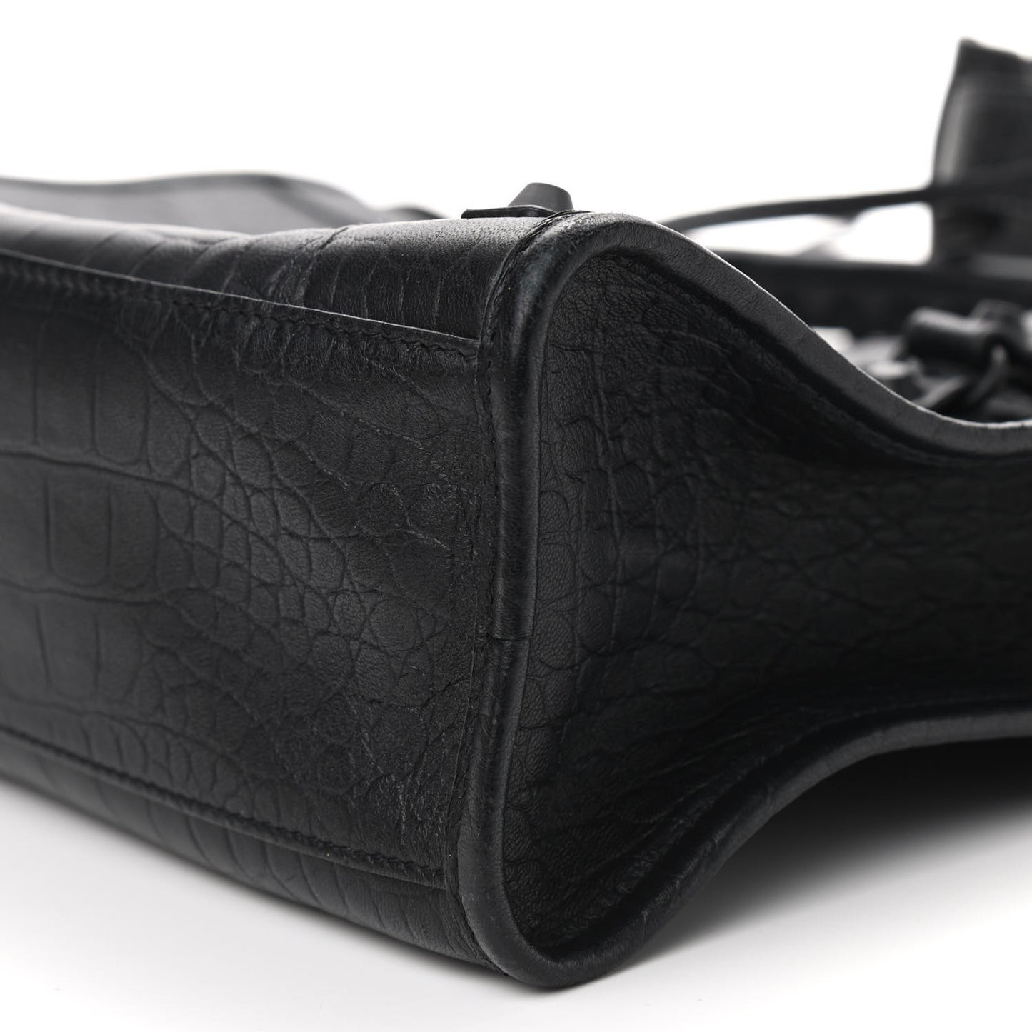Matte Supple Lambskin Crocodile Embossed Classic Black Hardware S City Black