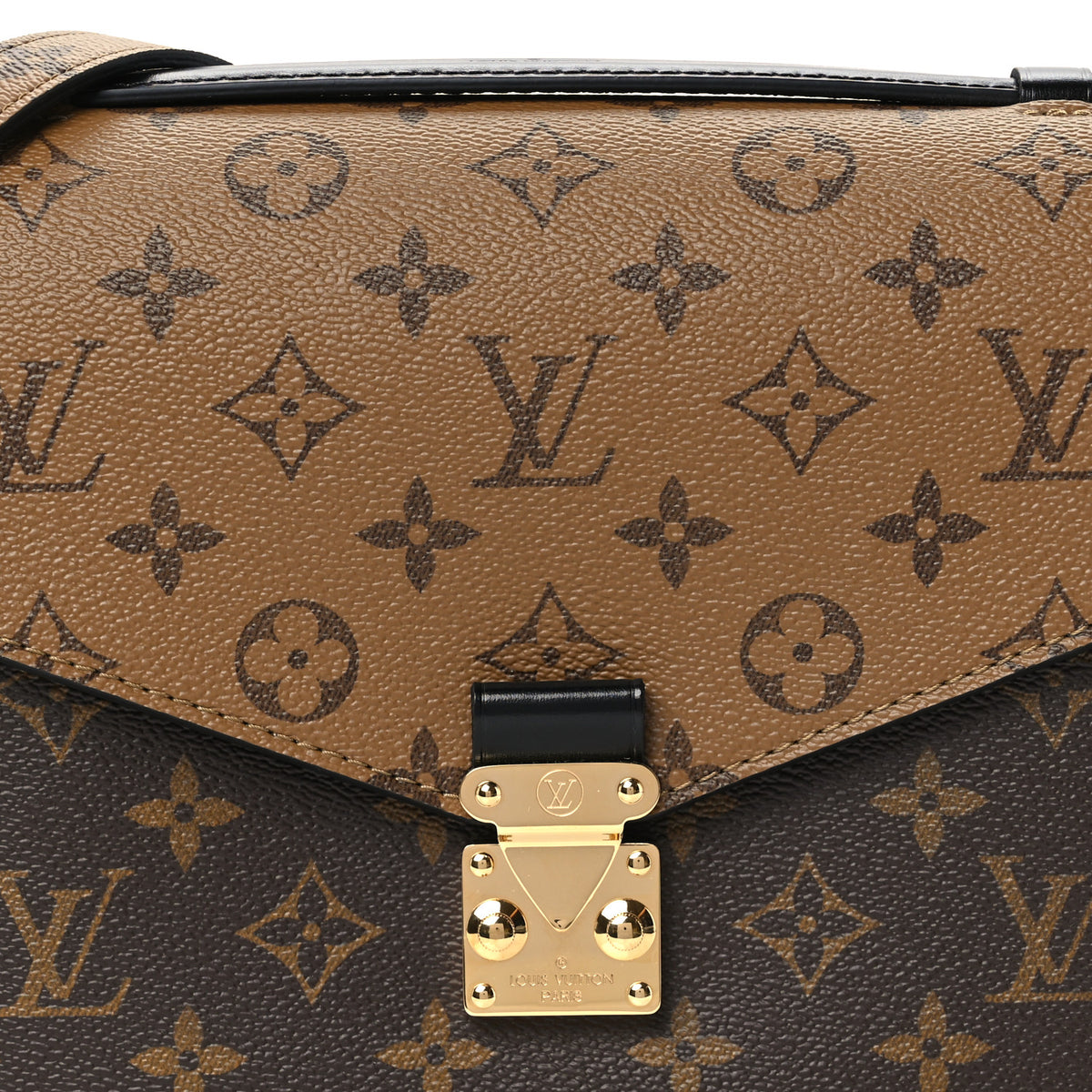 Reverse Monogram Pochette Metis