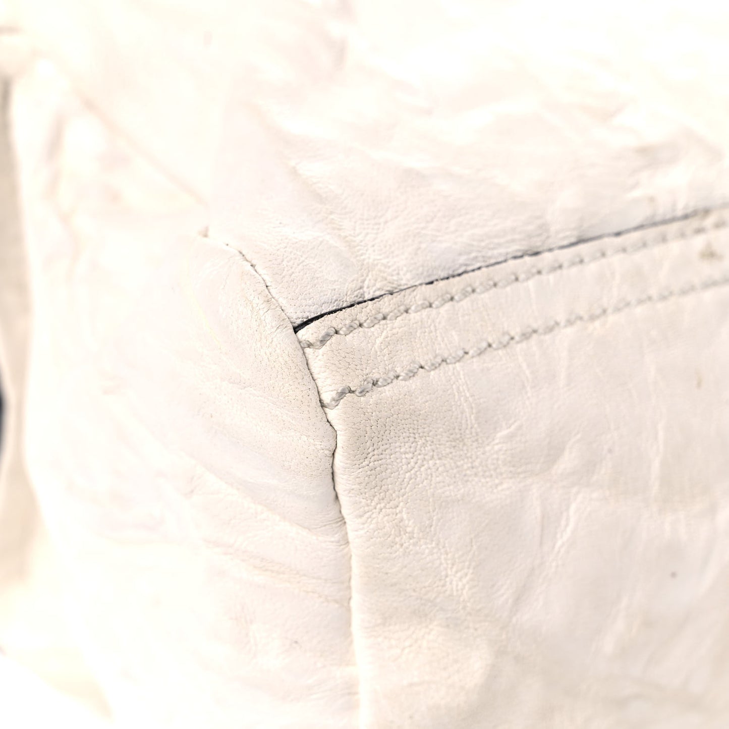 Tumbled Sheepskin Mini Pandora Off White