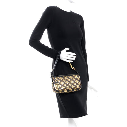 Louis Vuitton Monogram Sequins Eclipse Pochette Gold 2 of 7