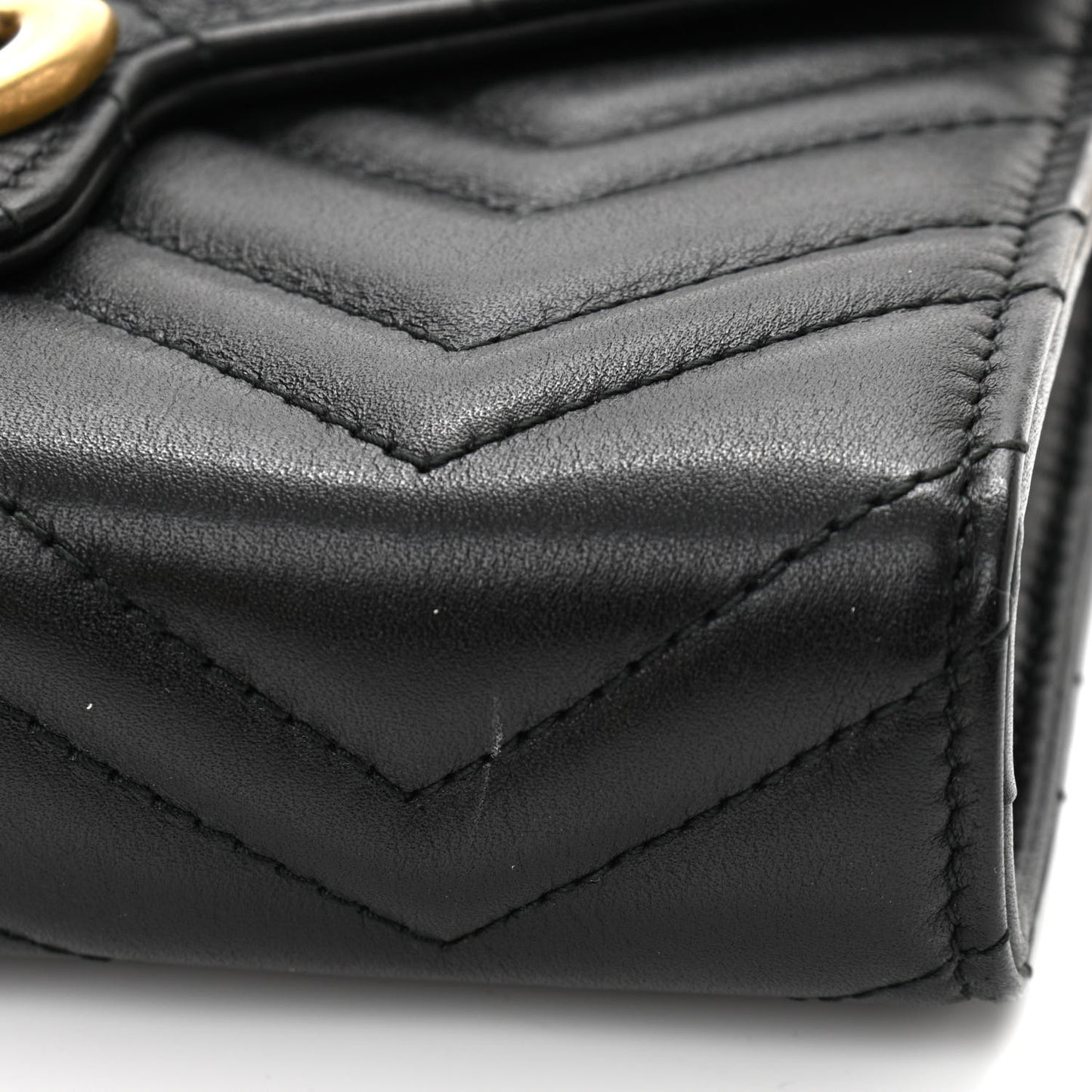 Calfskin Matelasse GG Marmont Chain Wallet Black