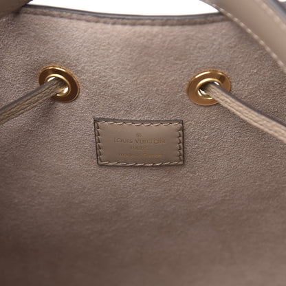 Louis Vuitton Empreinte Monogram Giant Neonoe MM Tourterelle Creme 7 of 9