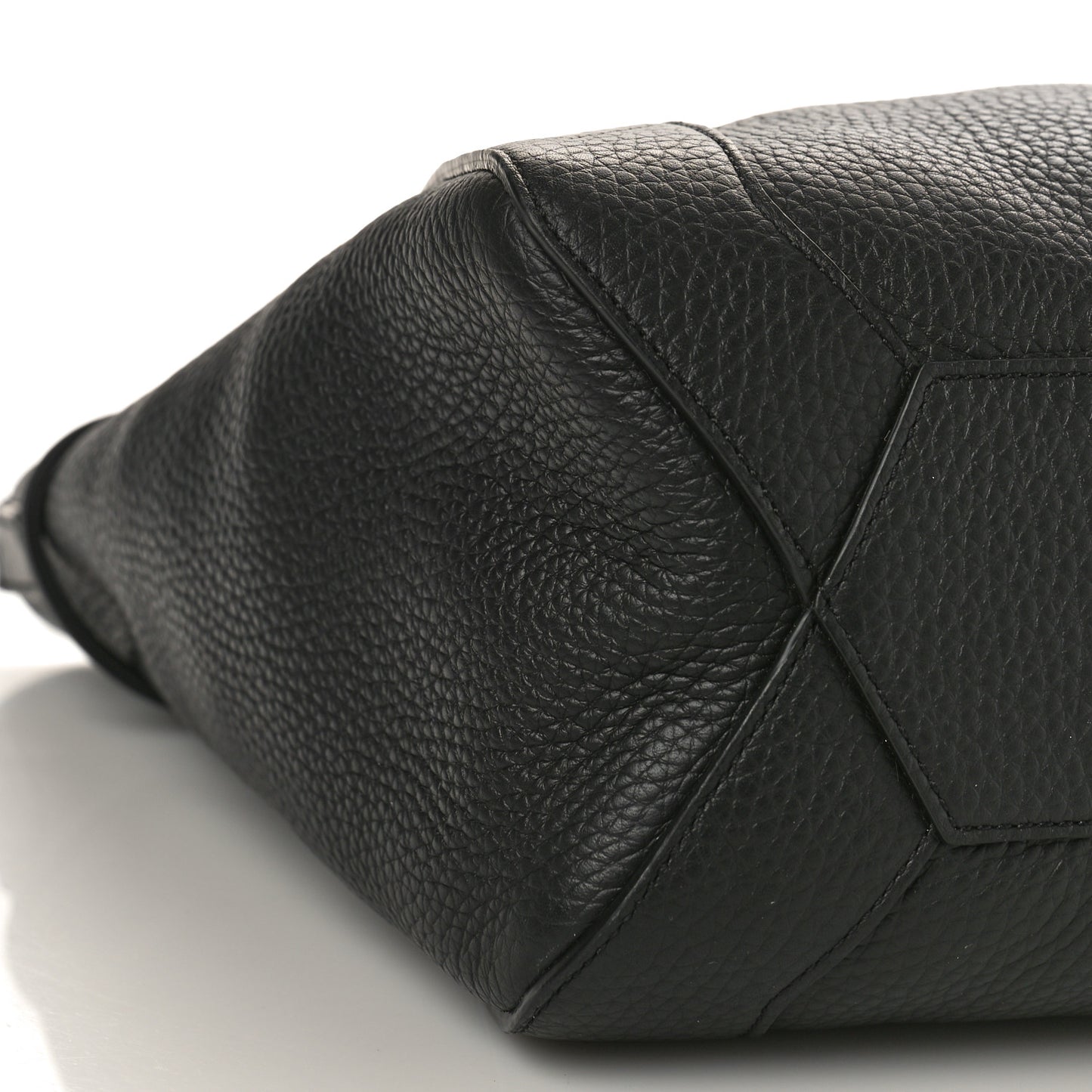 Heavy Grain Calfskin Small Millie Tote Black