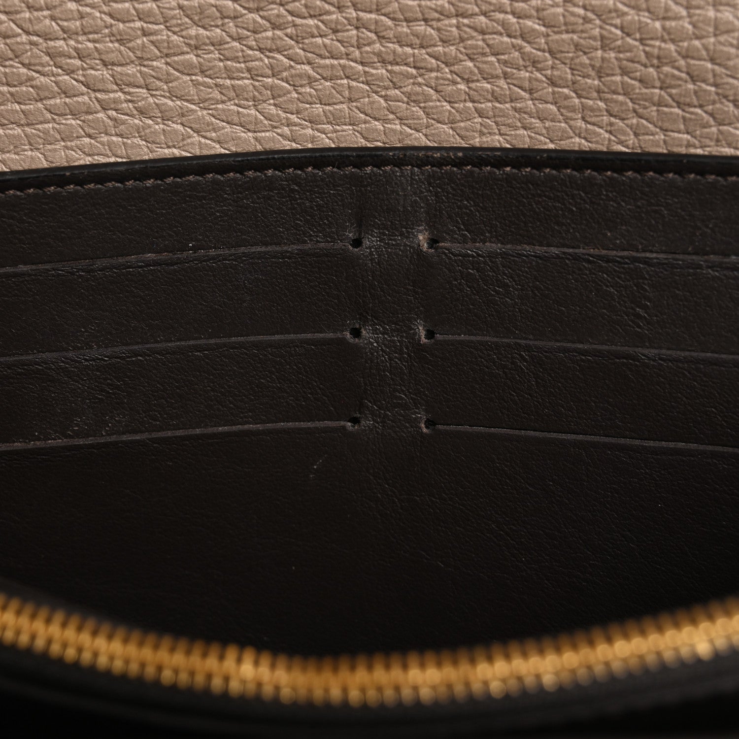 Louis Vuitton Taurillon Capucines Wallet Galet 8 of 16