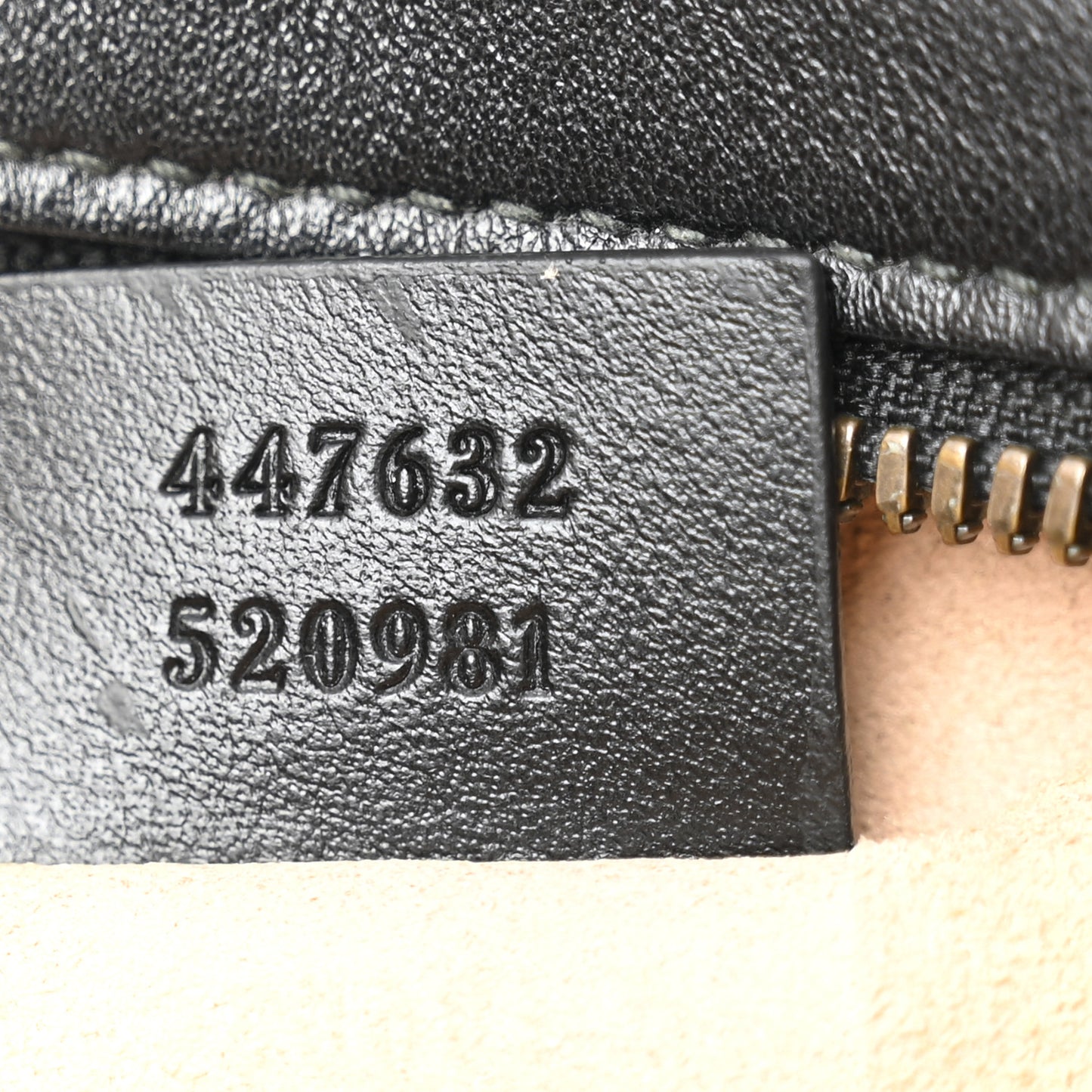Calfskin Matelasse Small GG Marmont Chain Shoulder Bag Black