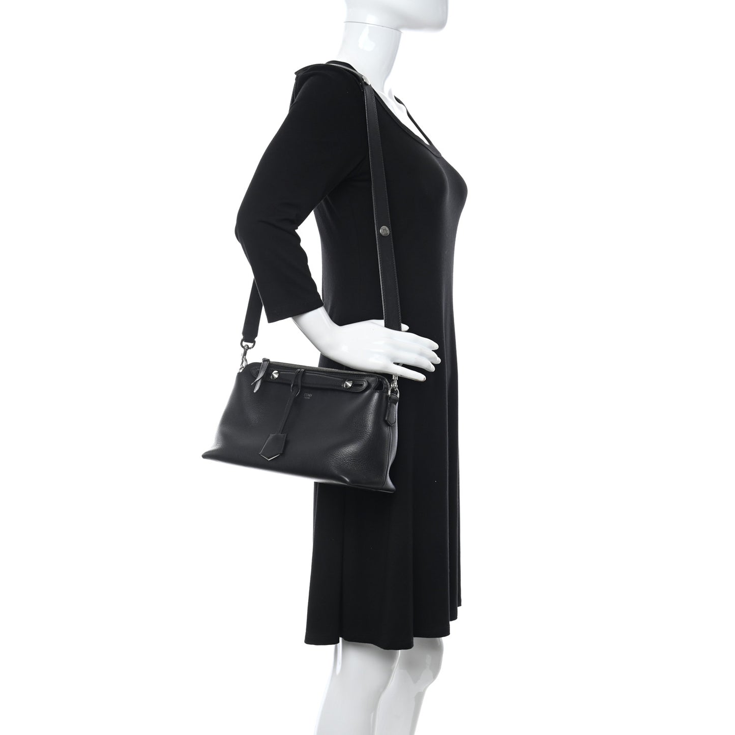 Vitello Dolce Medium By The Way Boston Bag Black