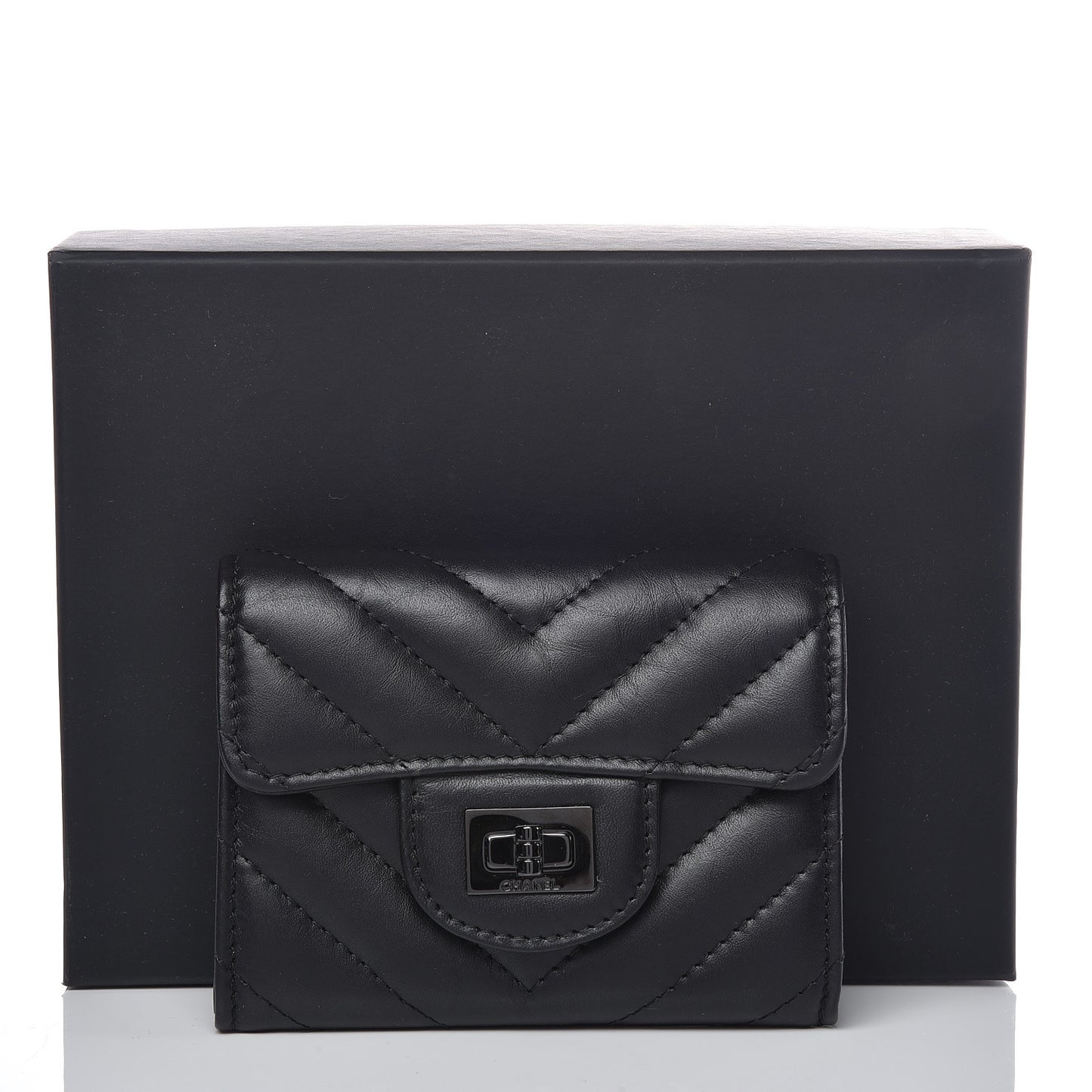 Aged Calfskin Chevron Quilted Reissue Card Holder Wallet So Black