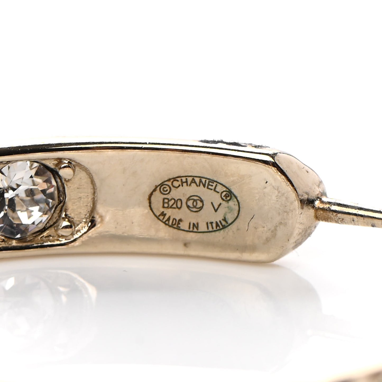 Metal Quilted CC Hoop Earrings Gold