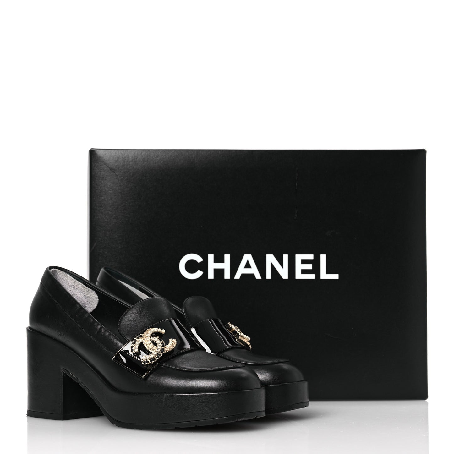 Lambskin Pearl Crystal Quilted CC Loafers 38 Black